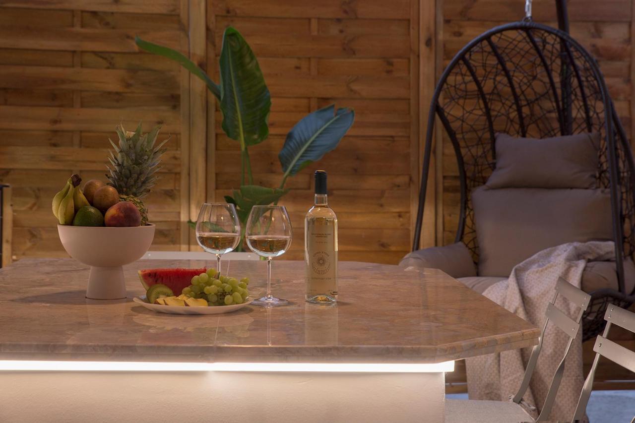 Luxury Apartment With Jacuzzi Close To Acropolis - Living Stone Zircon เอเธนส์ ภายนอก รูปภาพ