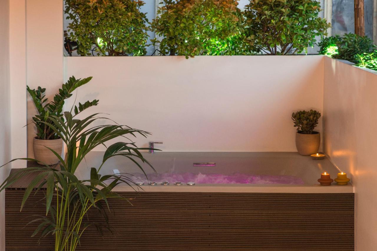 Luxury Apartment With Jacuzzi Close To Acropolis - Living Stone Zircon เอเธนส์ ภายนอก รูปภาพ